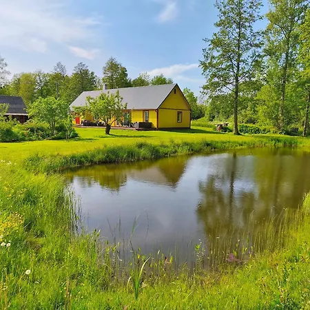 Elly Kodumajutus Kihnus * Linaküla