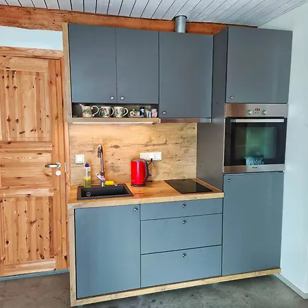 Elly Kodumajutus Kihnus Apartament Linaküla